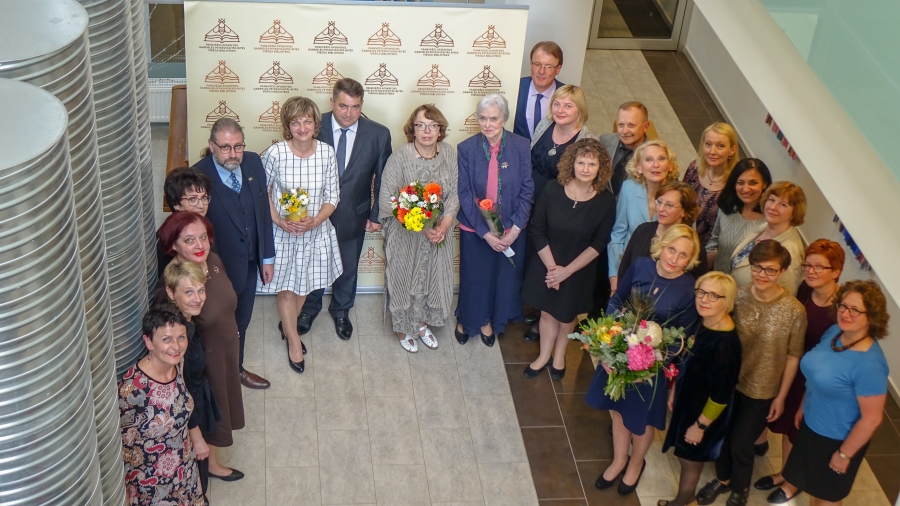 „Ad astra“ apdovanojimai