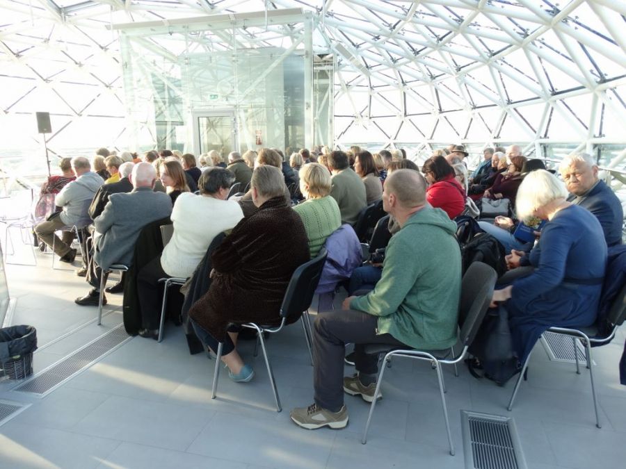 Poezija arčiau dangaus