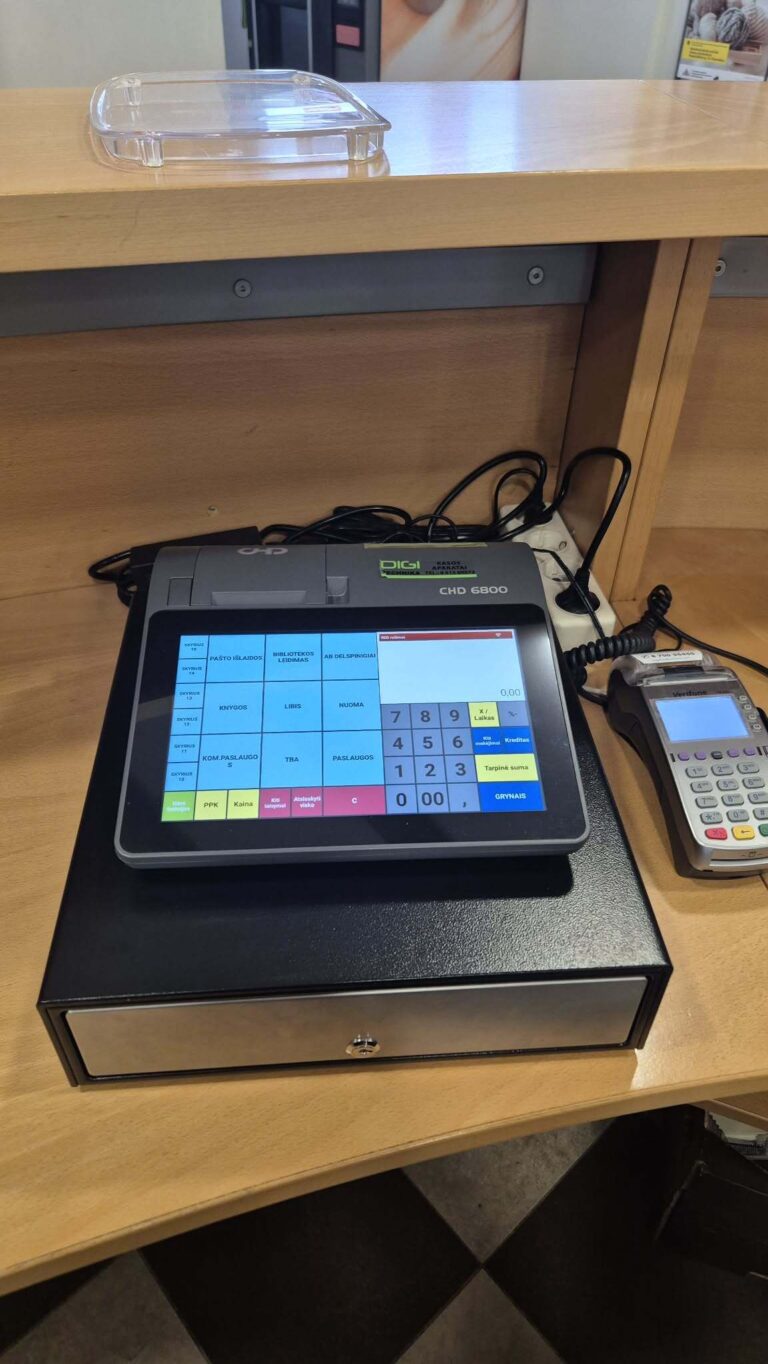 Biblioteka įsigijo 2 naujus kasos aparatus